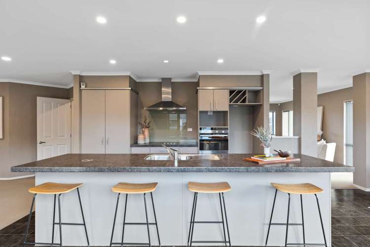 19 Breaker Grove Waiuku_6