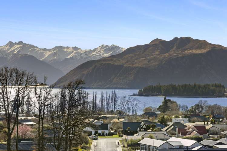 103 West Meadows Drive Wanaka_2