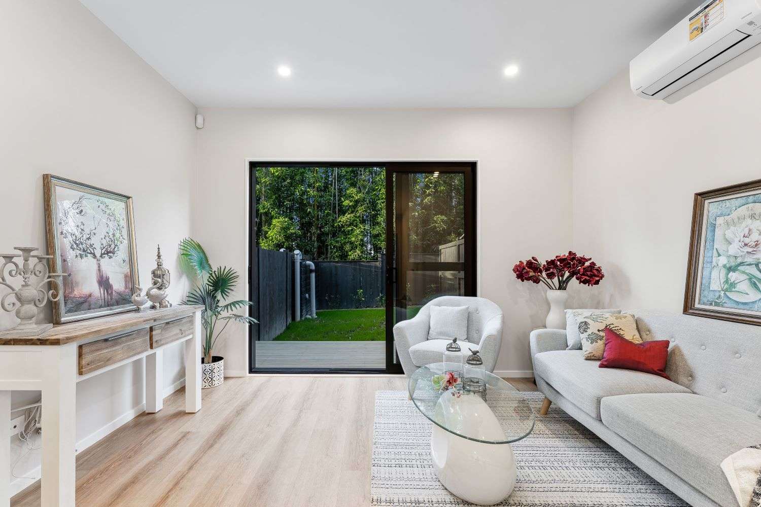 3,9,17-21 Don Oliver Lane, Glen Eden, Waitakere
