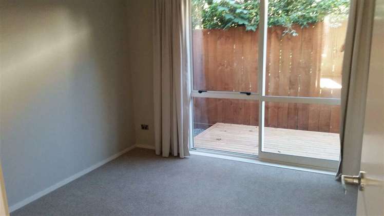 4/9 Wellington Street Hamilton East_5