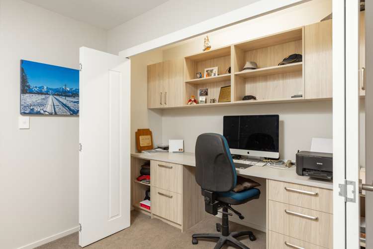 23 Korari Grove Redwoodtown_5