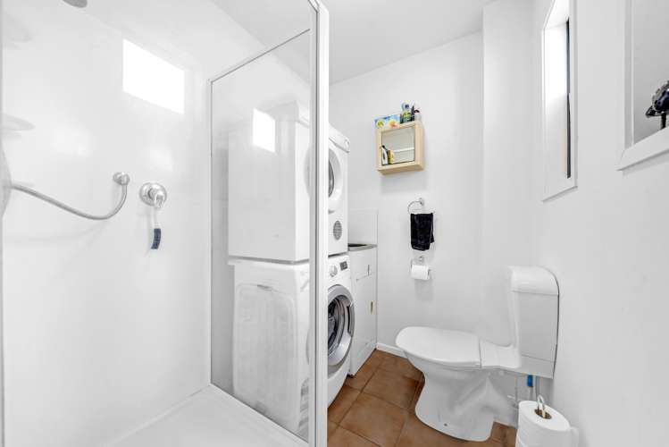 44/2 Armoy Drive East Tamaki_8