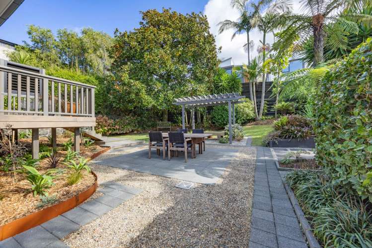 52 Hilling Street Titirangi_1