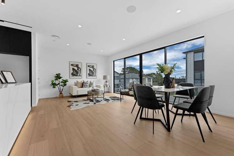 2A Matatahi Road Flat Bush_11