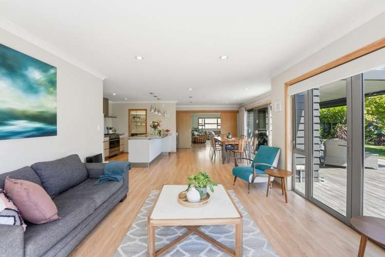 42D Camellia Avenue Bell Block_5