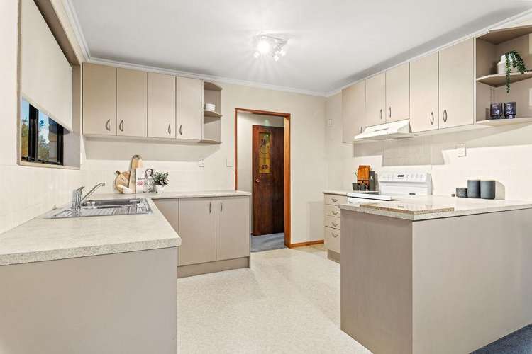 17 Wyatt Place Russley_3