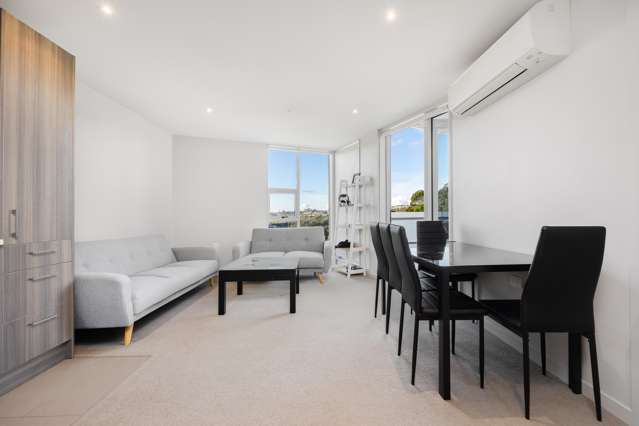 205/1 Rose Garden Lane Albany_4