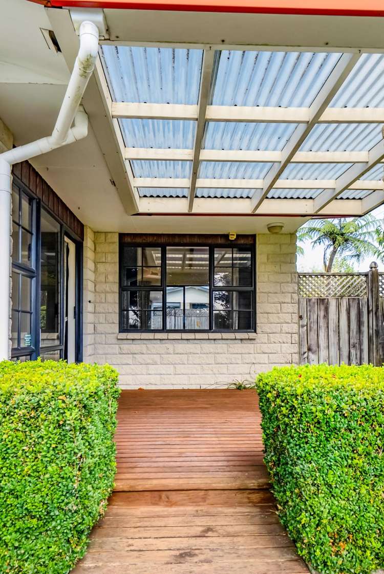 37 Pembroke Road East Stratford_53