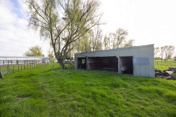 582 Milson Line Newbury_34