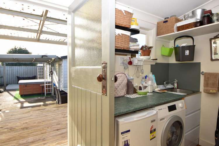 20 Rhodes Street Carterton_21