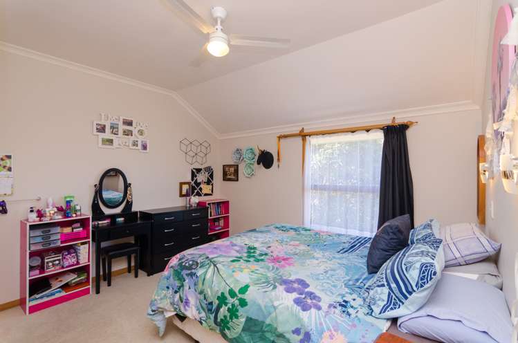 16 Boltons Road Masterton_13