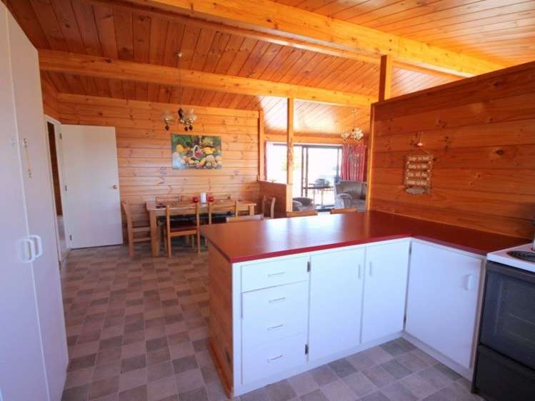 38 Champion Place Pauanui_19