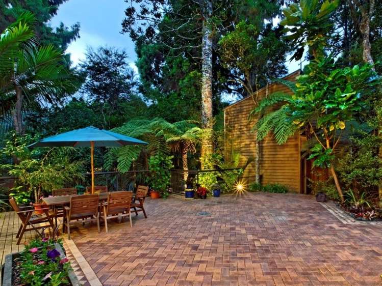 3 Valley View Road Titirangi_5