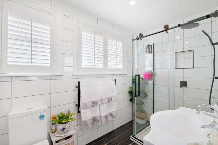 55 Totara Road Te Atatu Peninsula_13