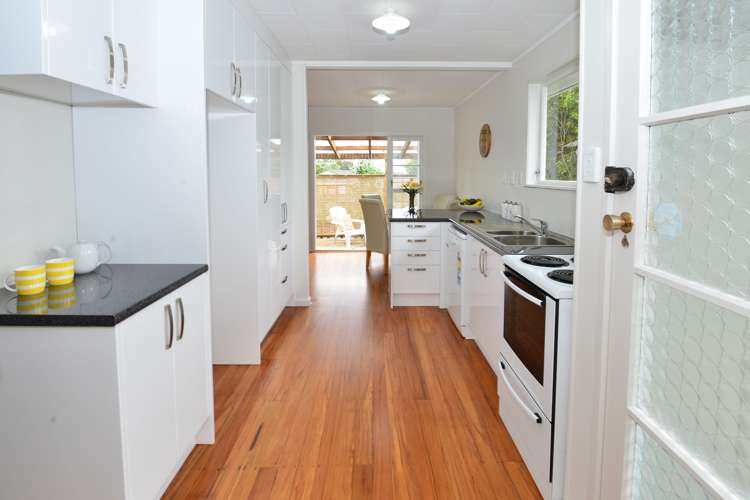 7 Allington Road Massey_5