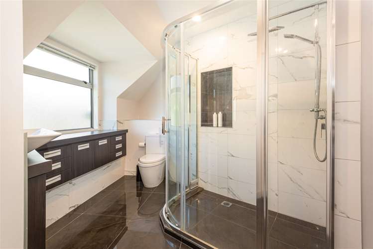 28 Drayton Drive Mount Pleasant_10