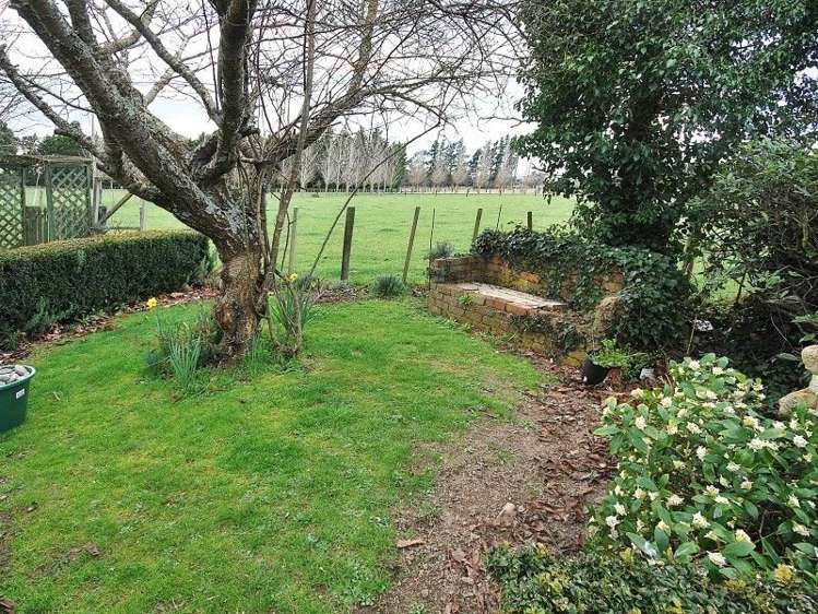 90 Chamberlain Road Upper Plain_25