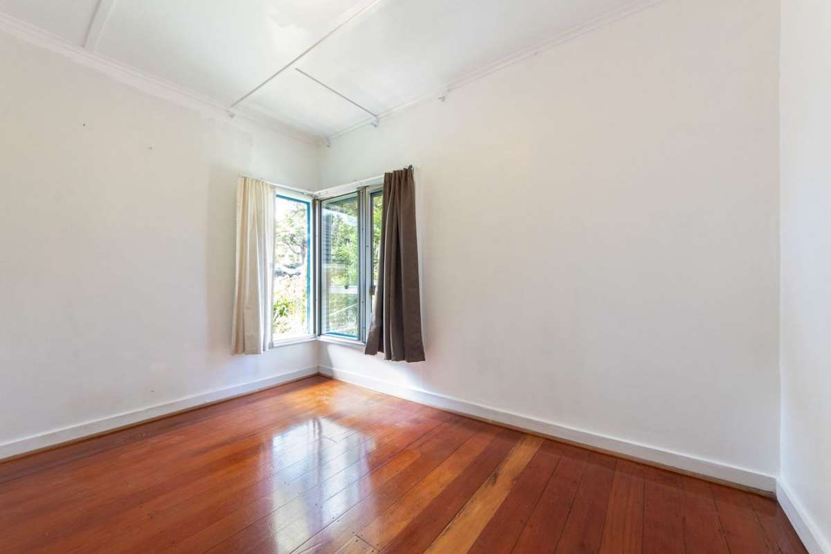 9 Benfield Avenue_4