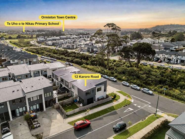 12 Karoro Road Flat Bush_13