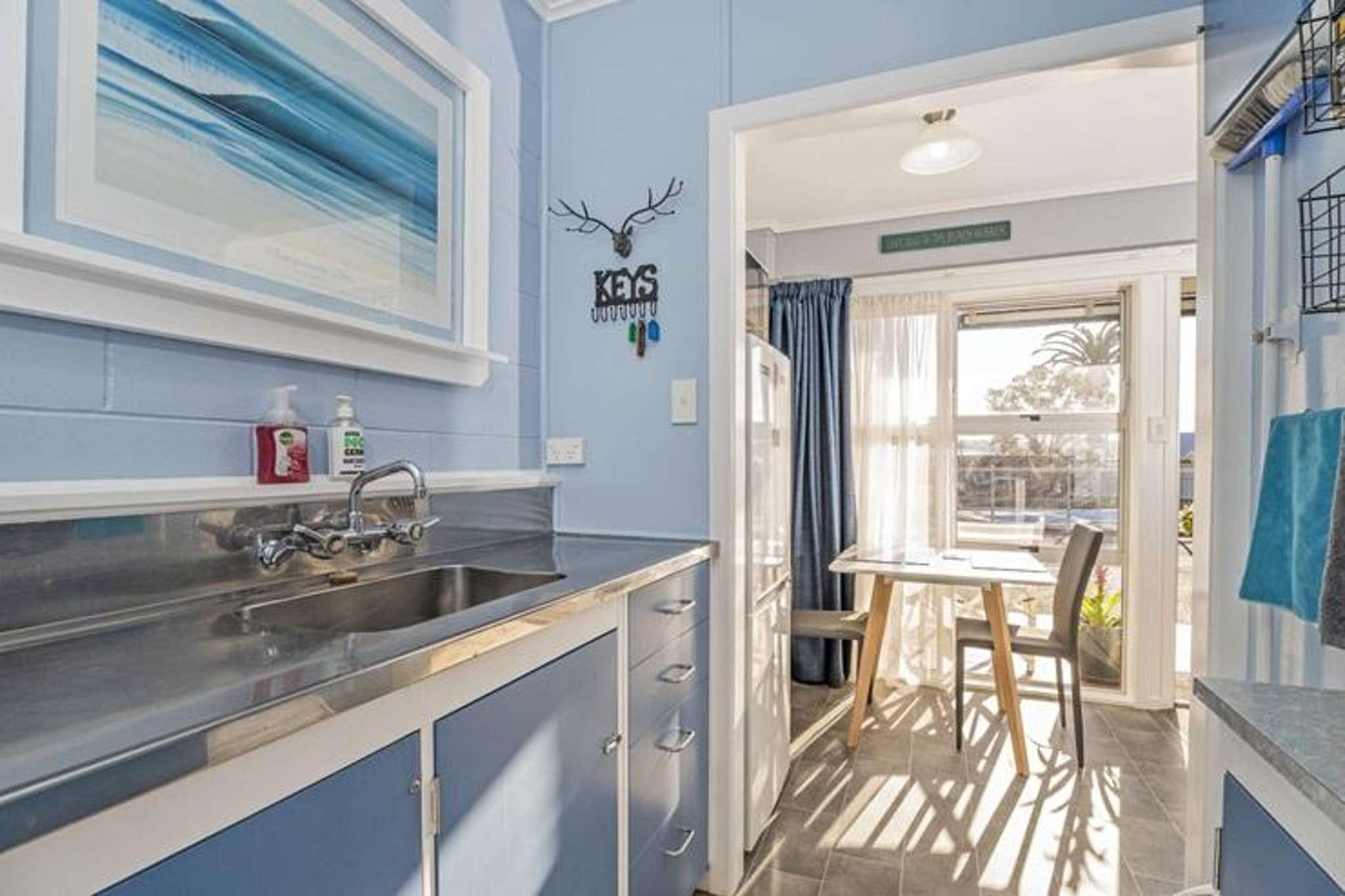 'Cheapest in years': Whangamatā beach unit sells for $332,500