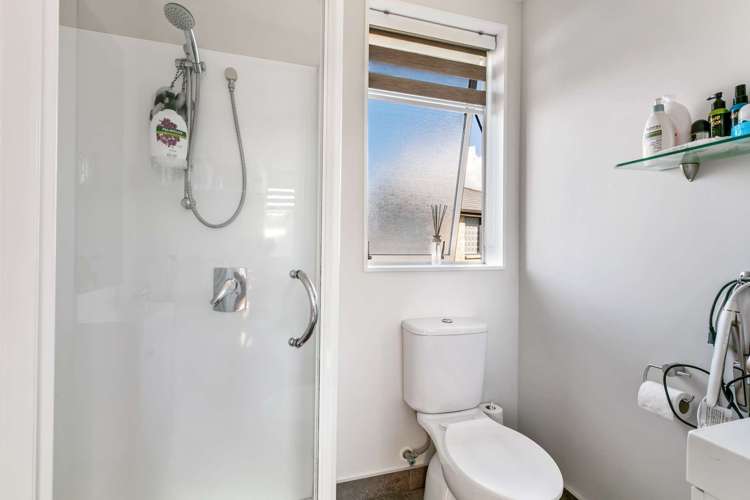 24 Bayview Park Lane Orewa_15