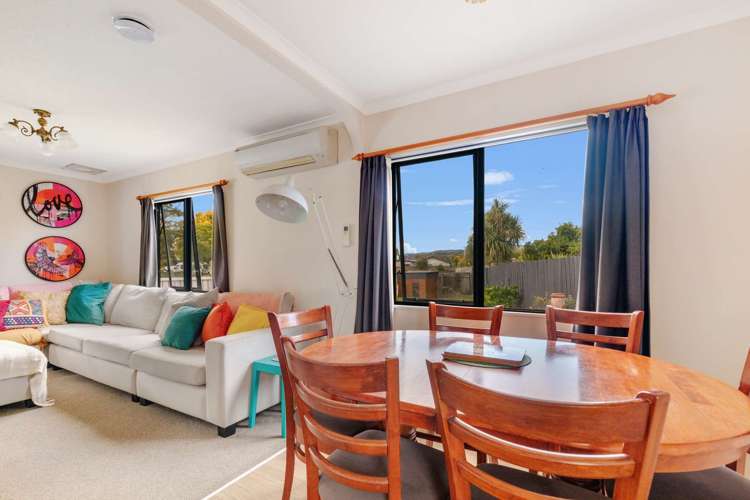 9a Robinson Avenue Holdens Bay_15