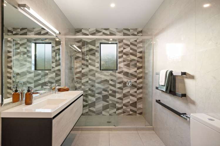 13 Falconer Rise Jacks Point_17