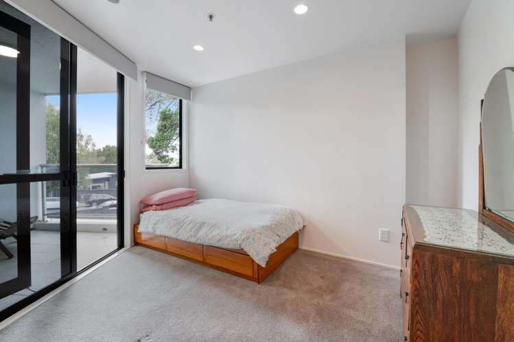 1B/5 The Promenade Takapuna_16