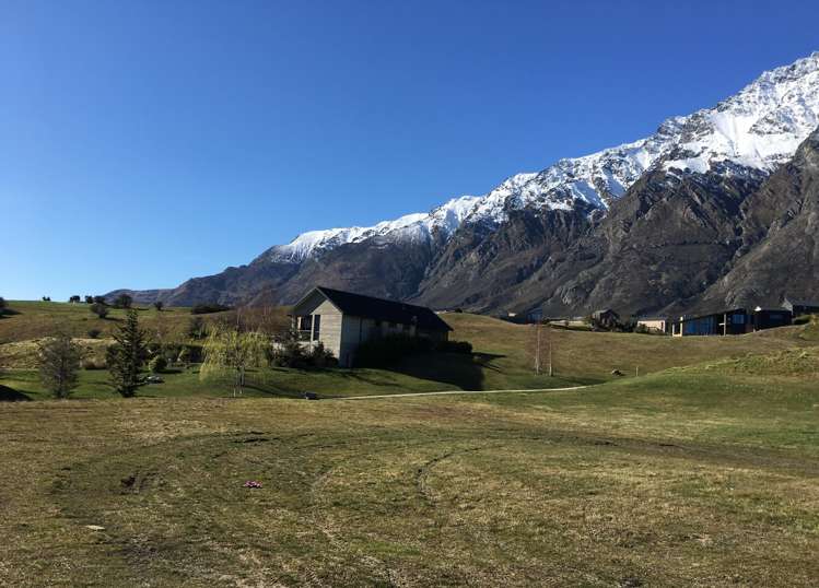 22 Kinross Lane Jacks Point_2