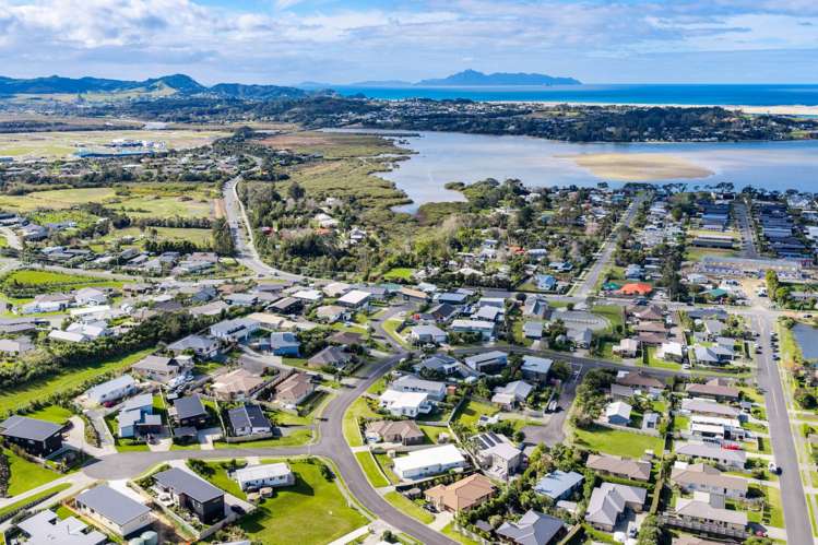 15 Weka Street Mangawhai_26