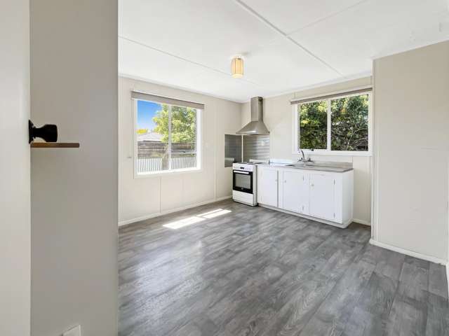 201a College Street 2147_2