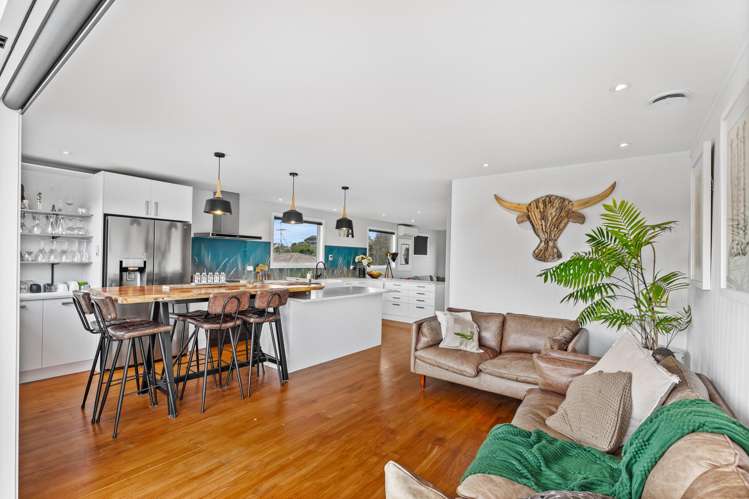 5 Tainui Street Torbay_8