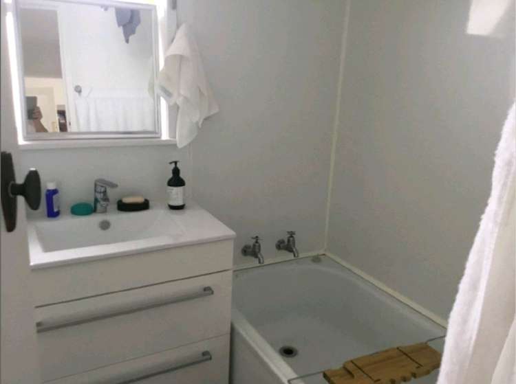 1/38 Byron Avenue Takapuna_7