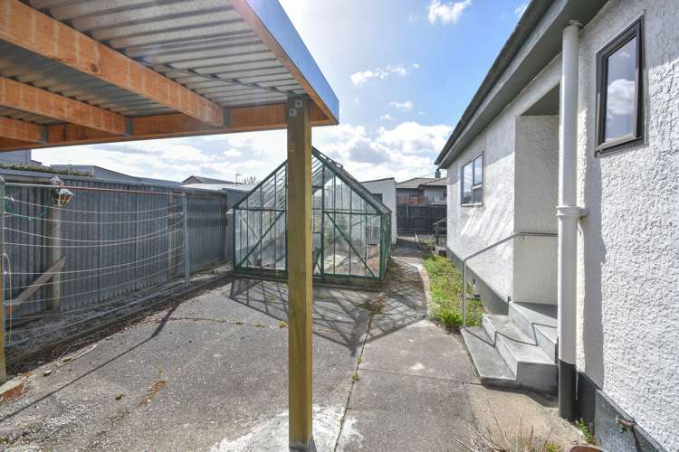 20a Laurent V C Street Hawera_15