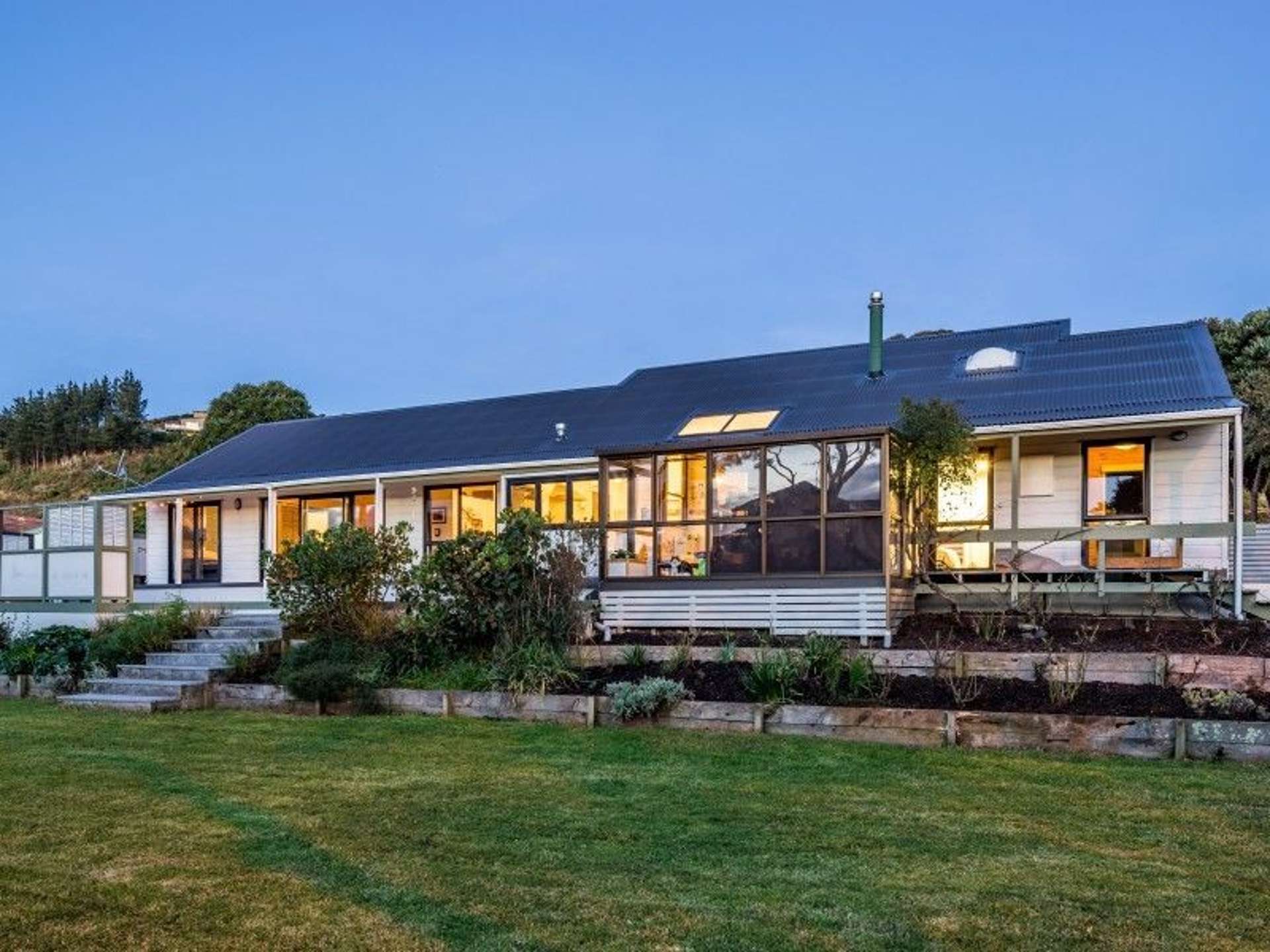 175 Raumati Road Raumati Beach_0