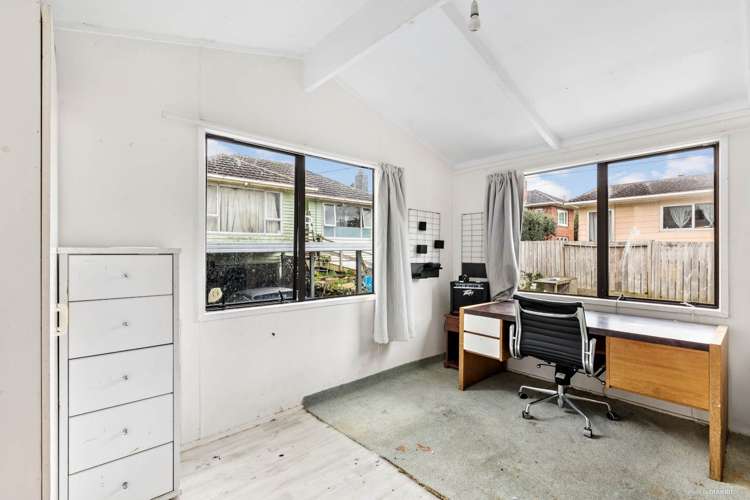 65 Routley Drive Glen Eden_12