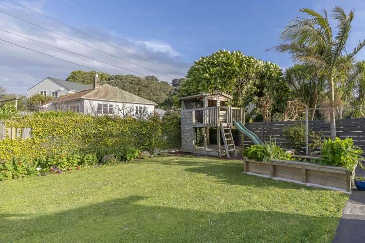 14 Dally Terrace Mount Roskill_15