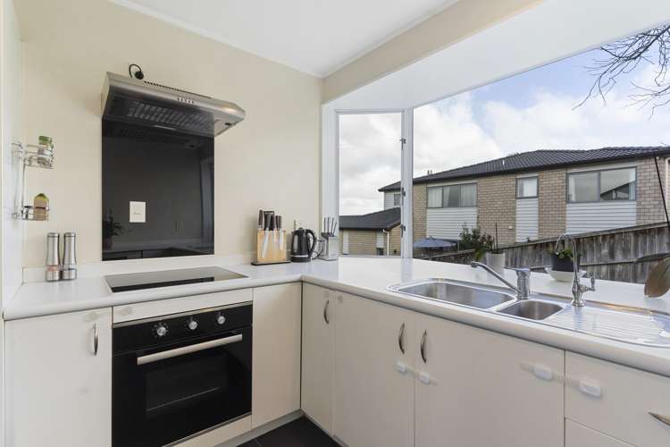 1/17 Kells Place Botany Downs_7