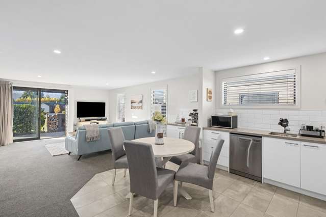 9 Mount Creighton Crescent Wanaka_1