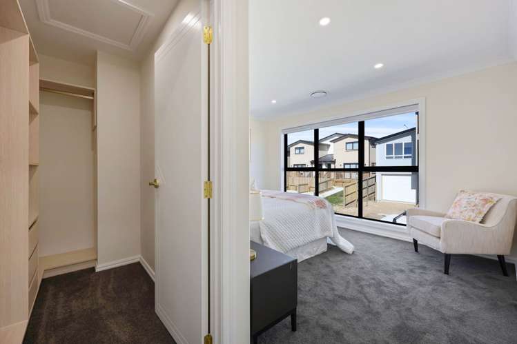 17 Ballyalton Crescent Flat Bush_65