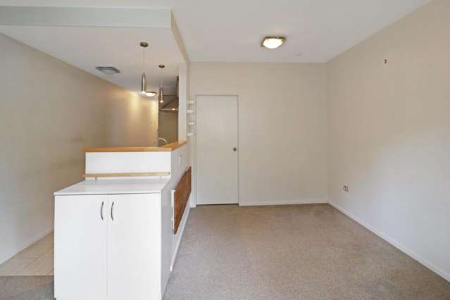 11/232 Middleton Road 11494_2