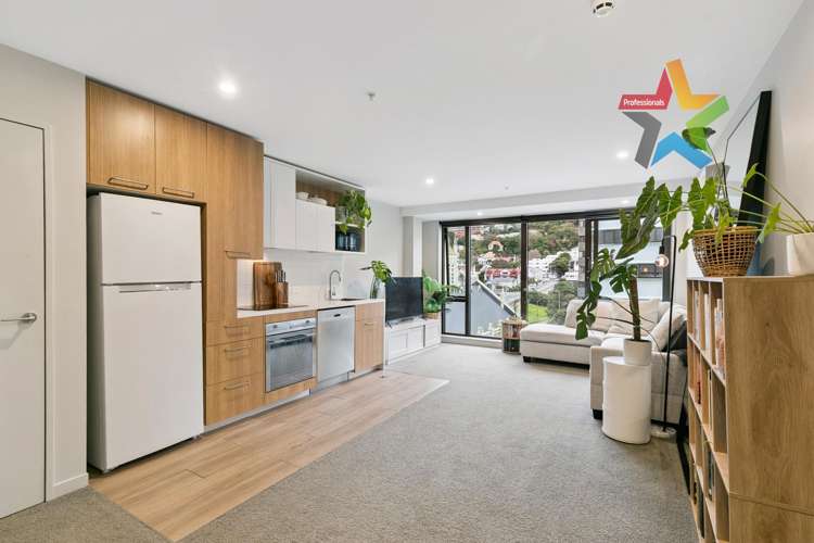 604/166 Victoria Street_1