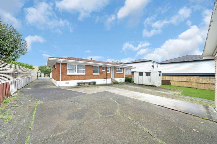 86 Botany Road Botany Downs_22