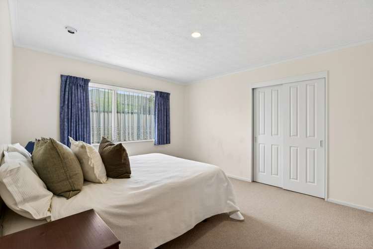 6 Cheval Place Taradale_9