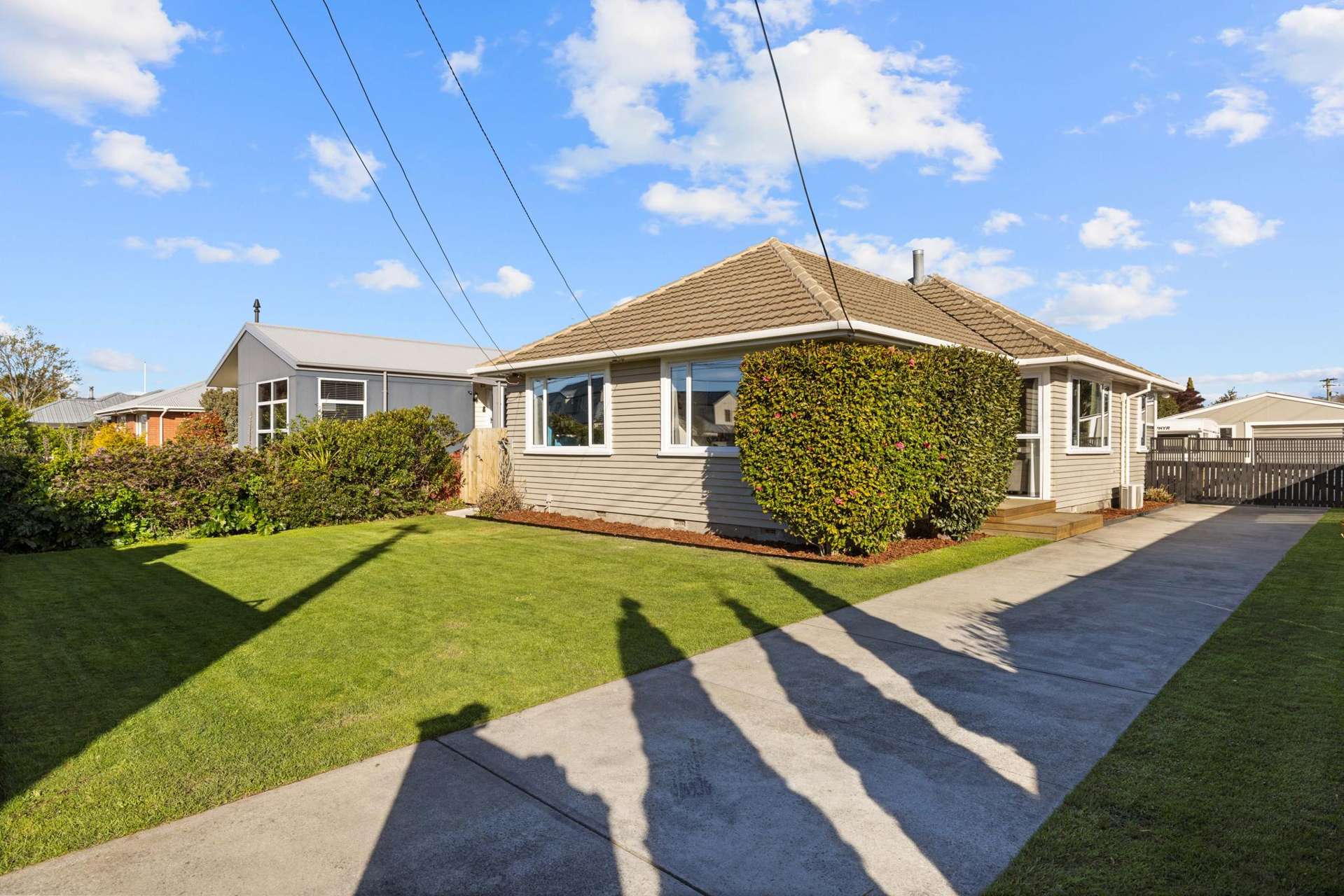 72 Birchfield Avenue Dallington_0