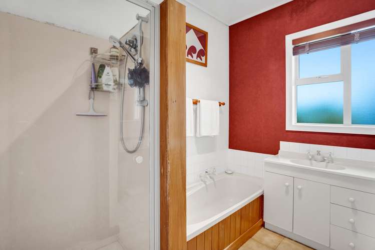 53 Domett Street Opunake_21