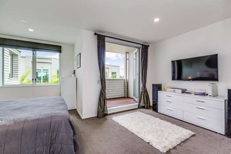 2/117 Shelly Beach Rd 1789_11