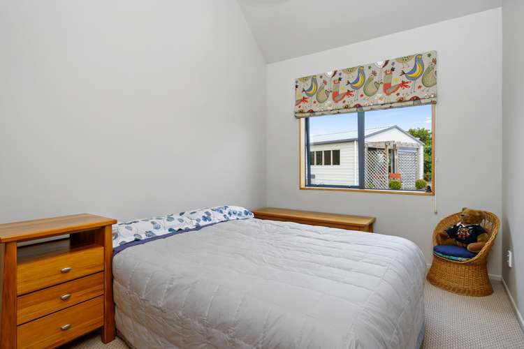 5 Curnow Place Leamington_25