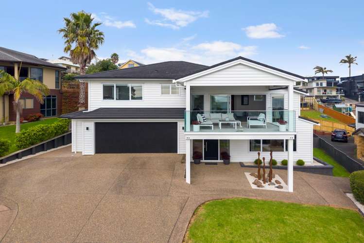 6 Crossland Place Maraetai_43