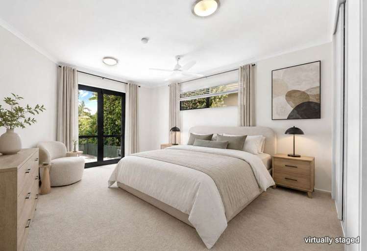 5 Springwater Vale Unsworth Heights_7
